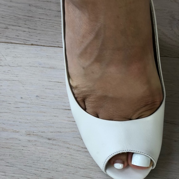 Hotic  high heel white shoes - Picture 6 of 8